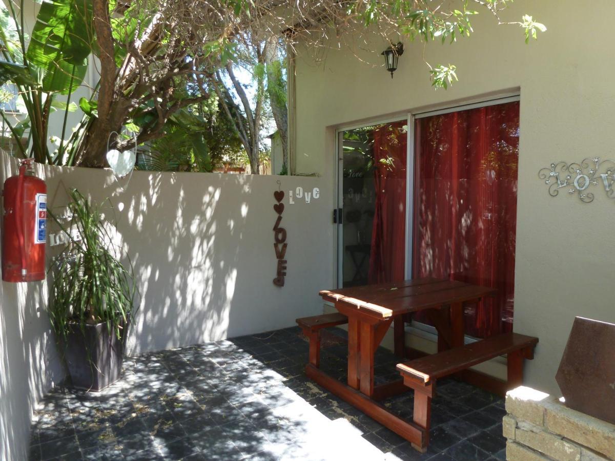 Springbok Apartments Exterior photo
